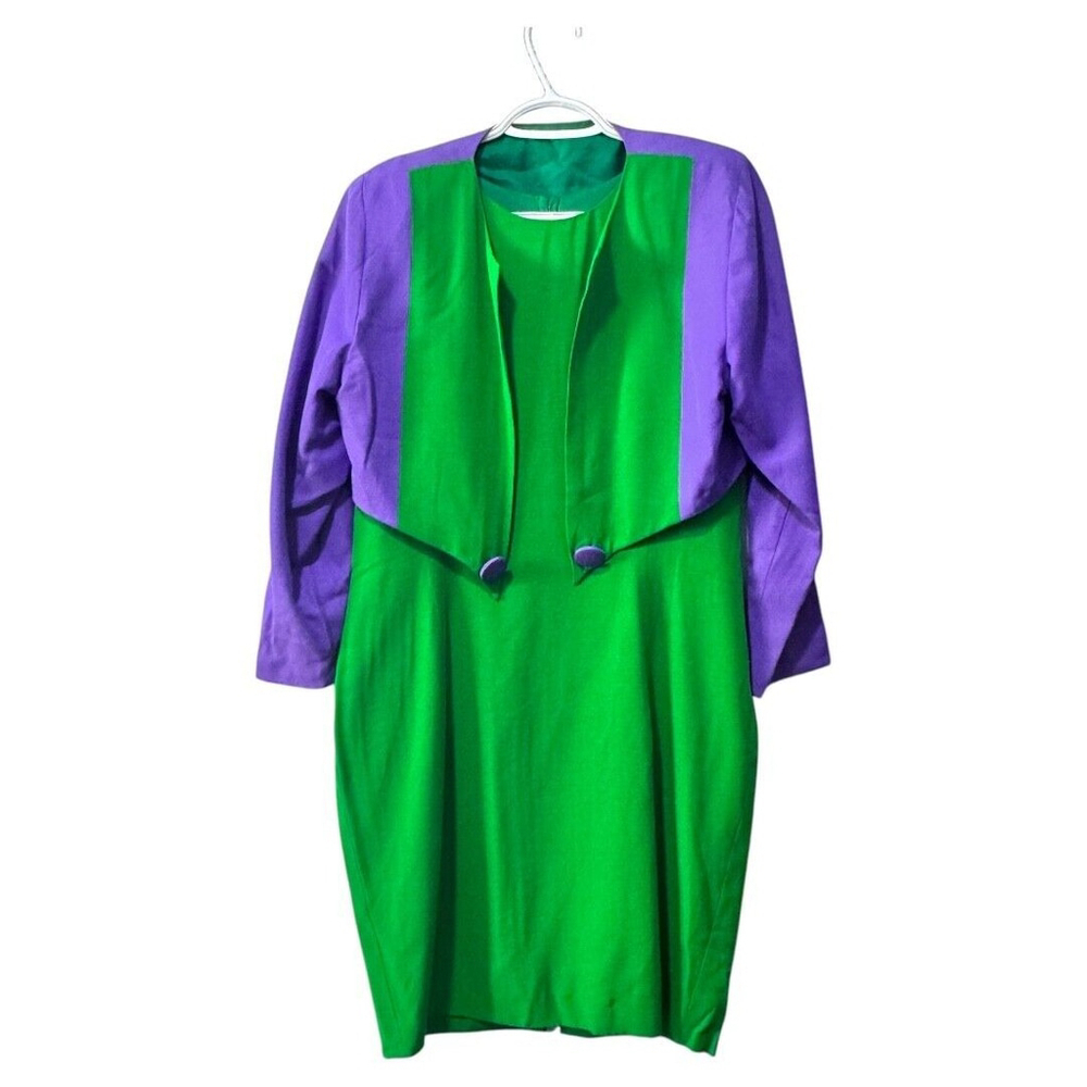 Woman's‎ two piece dress set purple green (no size, measurements in description)